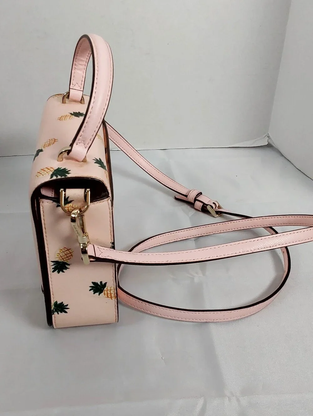 Kate Spade New York Staci Square Pineapple Printed  Bag